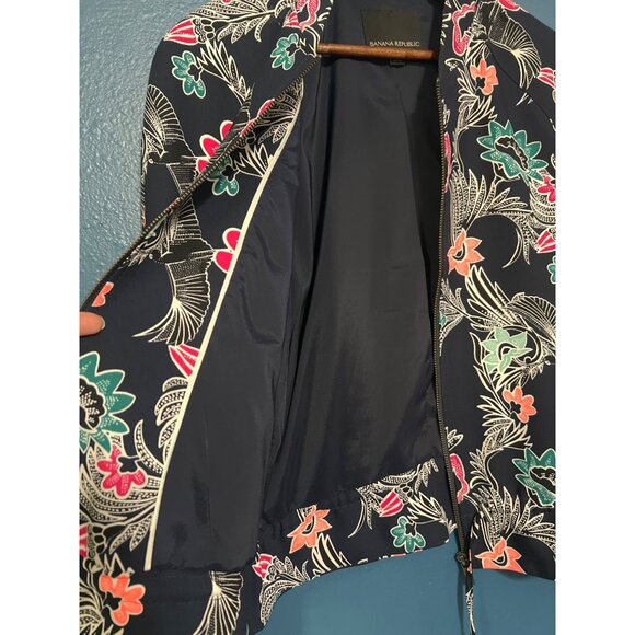 Banana Republic XS Floral Print Fully Lined Zip-Up Bomber Jacket Navy Floral - Picture 5 of 9